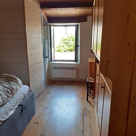 Lovely Cosy House Apartmán La Flotte