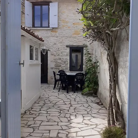 Apartmán Lovely Cosy House La Flotte