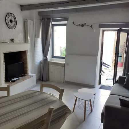 公寓 Lovely Cosy House